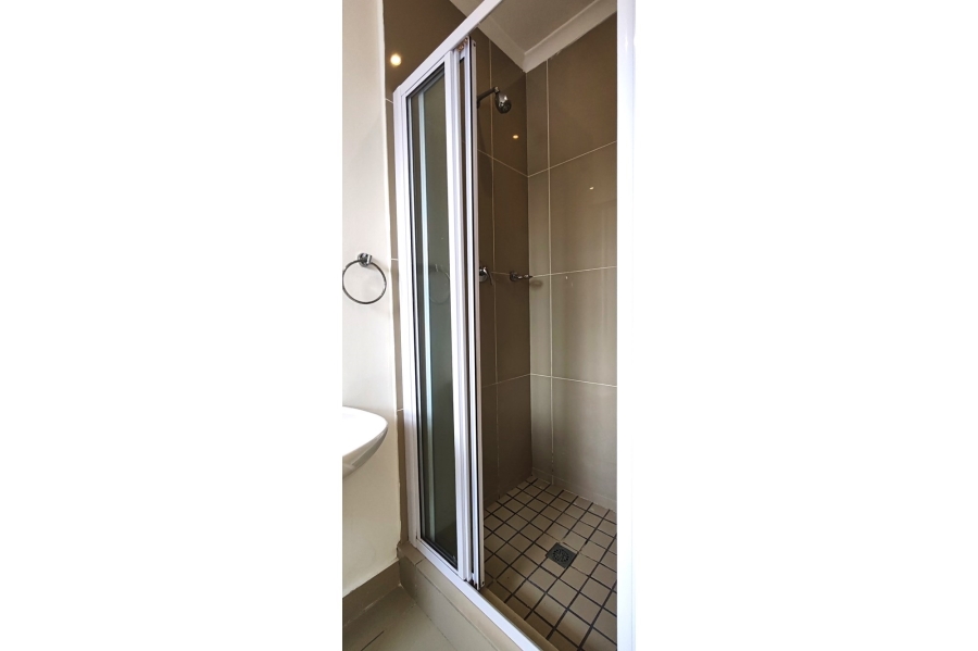 1 Bedroom Property for Sale in Heathfield Western Cape